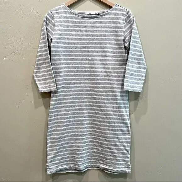 Vineyard Vines Gray/White Striped Dress - Size: XS - Picture 1 of 6